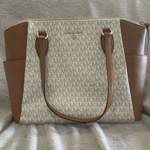 Michael Kors tote